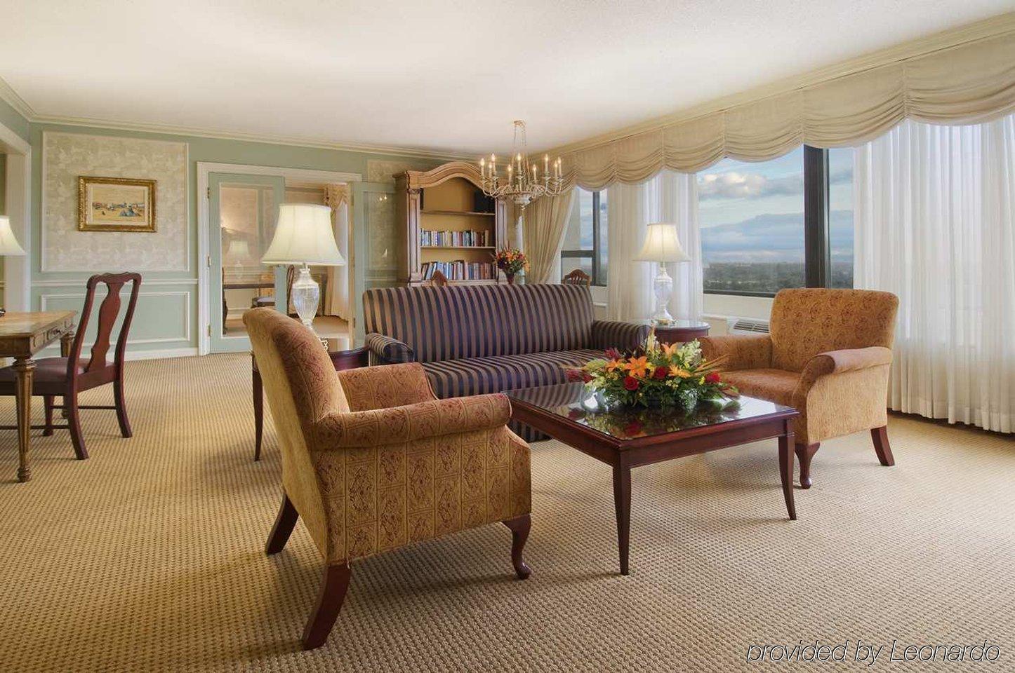 Doubletree By Hilton London Hotel Dalaman gambar